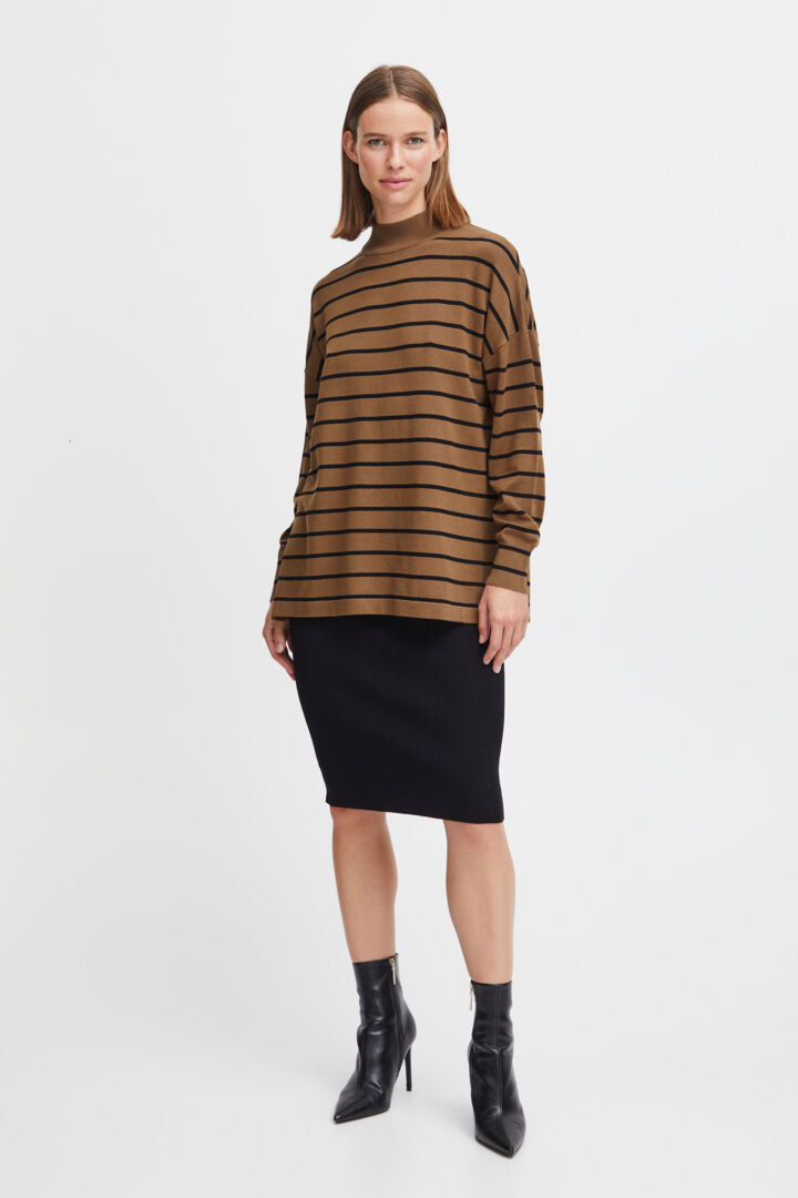 Morla Loose Turtleneck