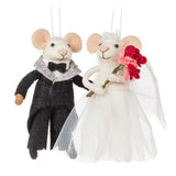 Bride Mouse Ornament with Bouquet view 2